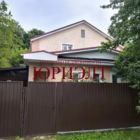  м² и участком соток