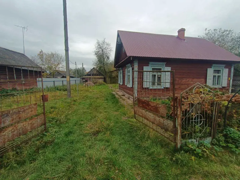 Дом, вул. Савецкая, в. Чарняевічы, Пінскі раён