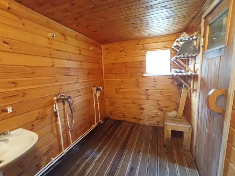  м² и участком соток