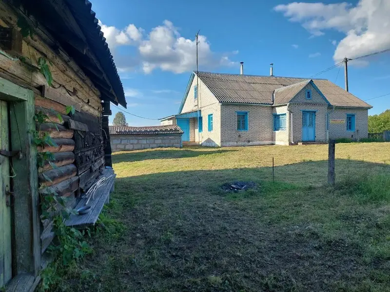  м² и участком соток