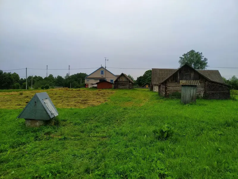  м² и участком соток