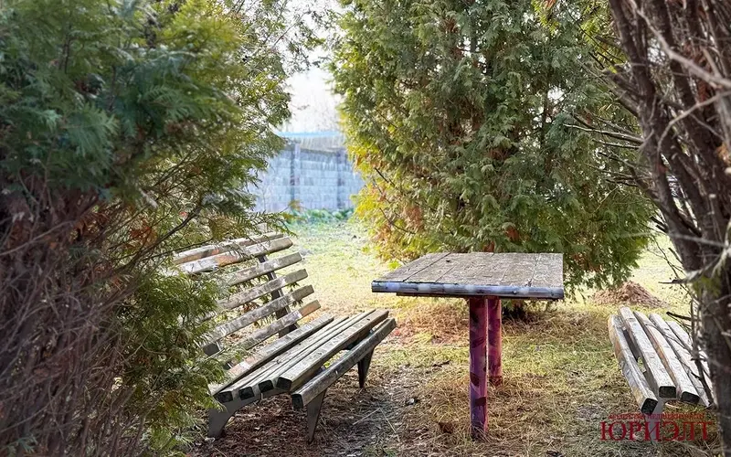  м² и участком сотки
