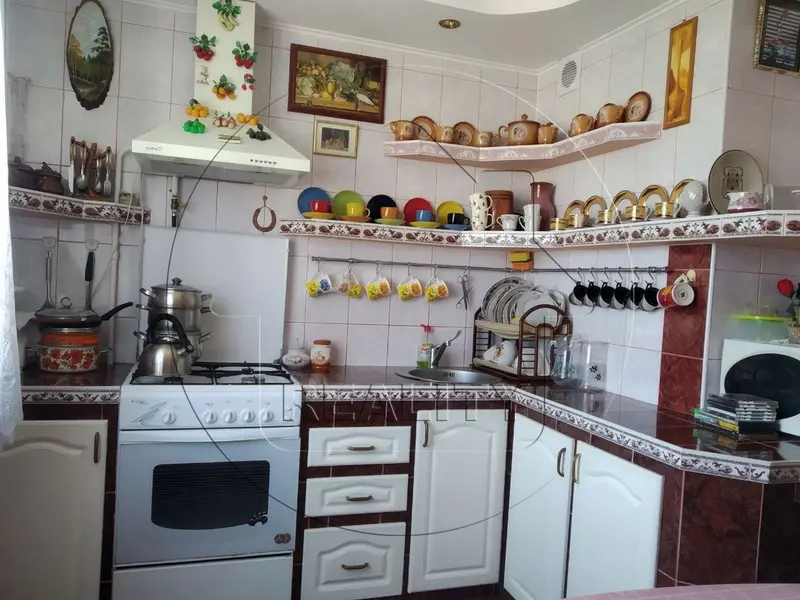 4-пакаёвая кватэра, вул. Янкі Купалы, аг. Белавежскі, Камянецкі раён