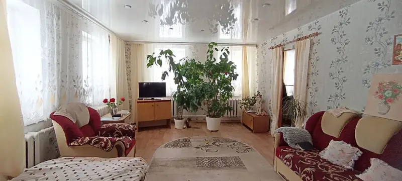 м² и участком соток