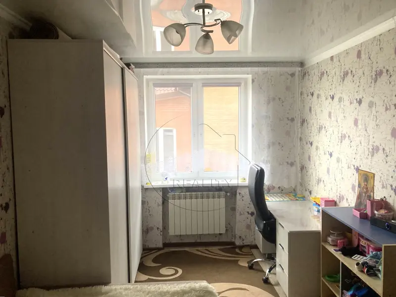  м² и участком сотки