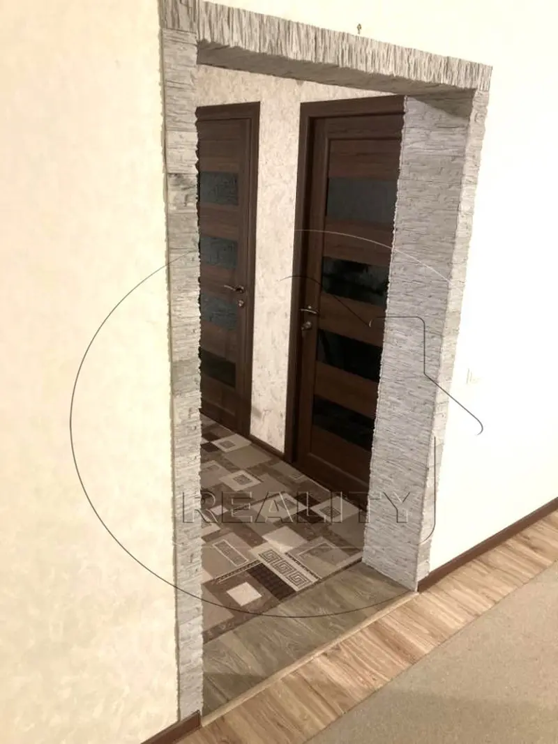  м² и участком сотки