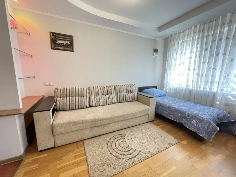 2-пакаёвая кватэра, вул. Канстанціна Заслонава, 81, Салігорск