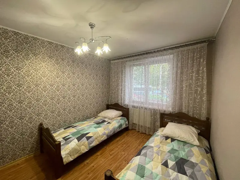 2-пакаёвая кватэра, вул. Маладзёжная, 30, Салігорск