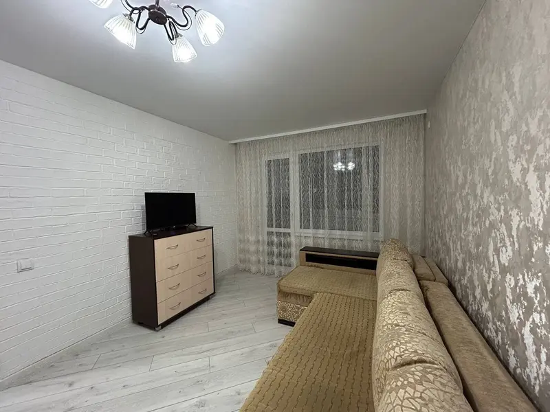 2-пакаёвая кватэра, Рэчыца