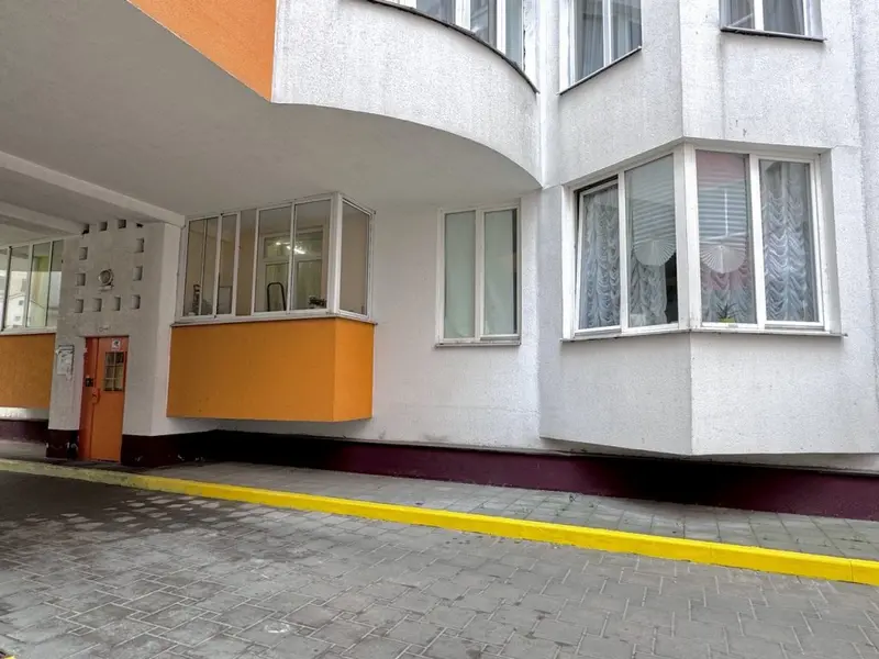  3-комнатная квартира в Минске на улице Червякова 55