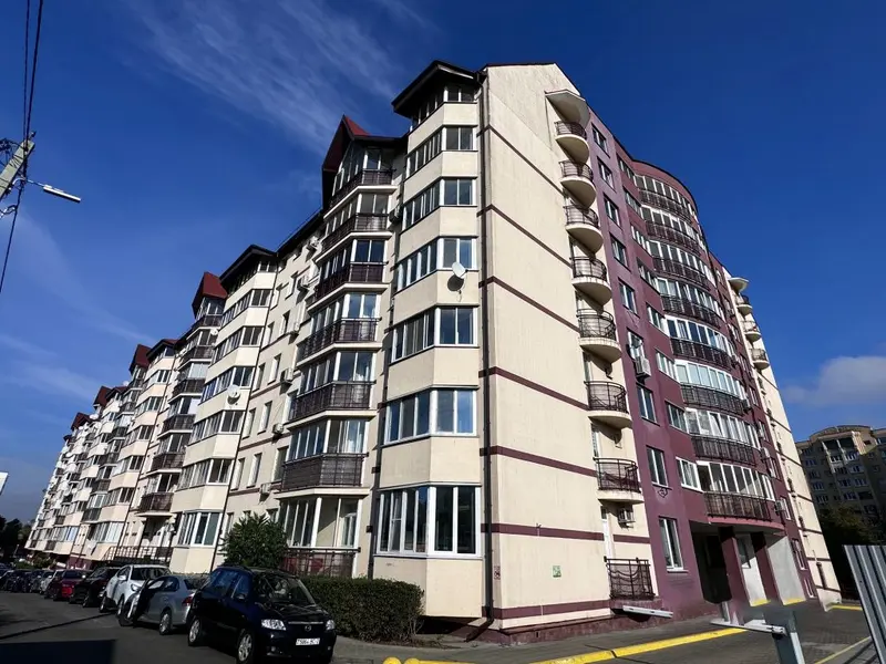  3-комнатная квартира в Минске на улице Червякова 55