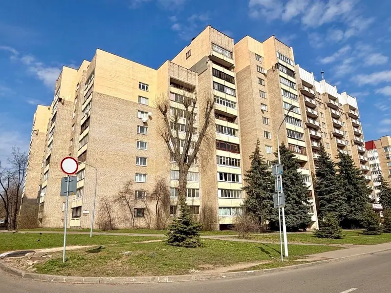  2-комнатная квартира в Минске на улице Азгура 3