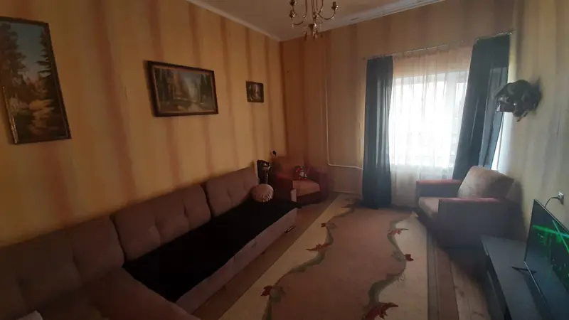 3-пакаёвая кватэра па адрасе Парковая ул., 5, Кобрин, Брестская область