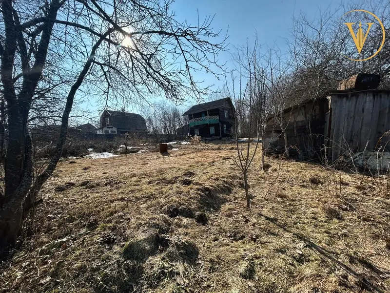  м² и участком соток