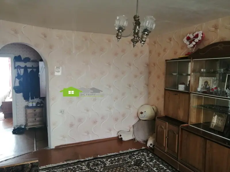 2-пакаёвая кватэра, вул. Брэсцкая, 77к1, Слонім