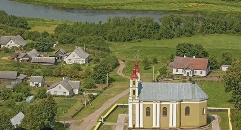 Памяшканне пад сферу паслуг, вул. Школьная, в. Быстрыца, Астравецкі раён