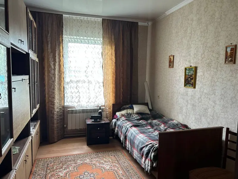  м² и участком соток