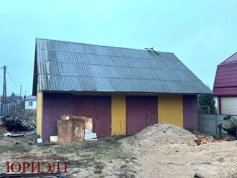  м² и участком соток