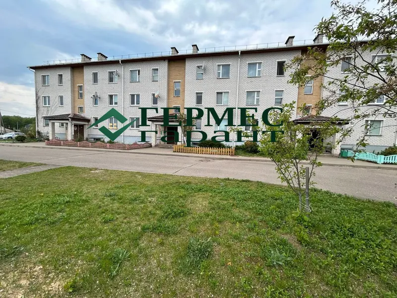 2-пакаёвая кватэра па адрасе Школьная ул., 2, д. Минойты, Гродненская область