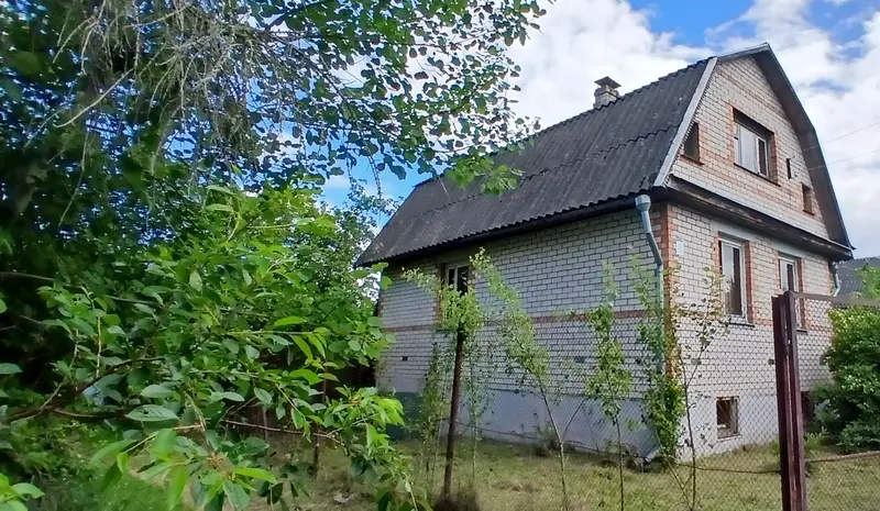  м² и участком соток