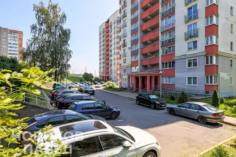  3-комнатная квартира в Минске на улице Шугаева 25