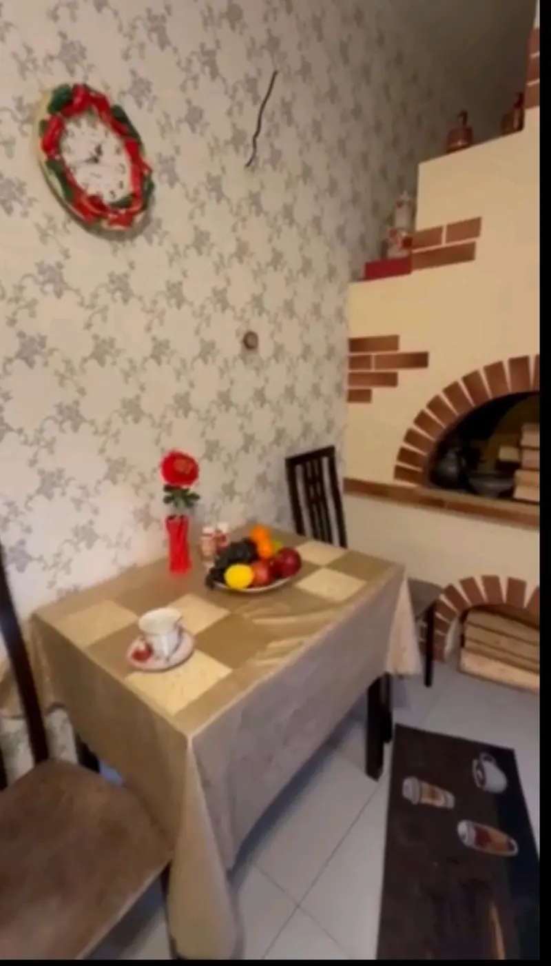  м² и участком соток