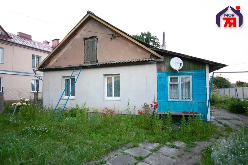  м² и участком соток