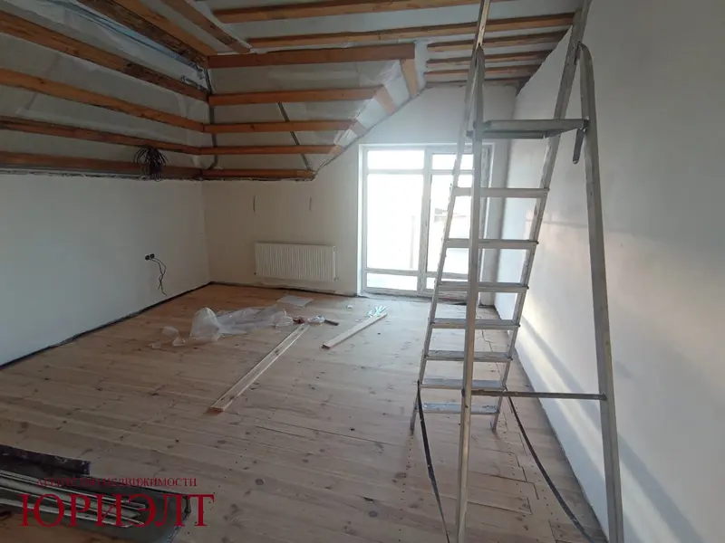  м² и участком соток