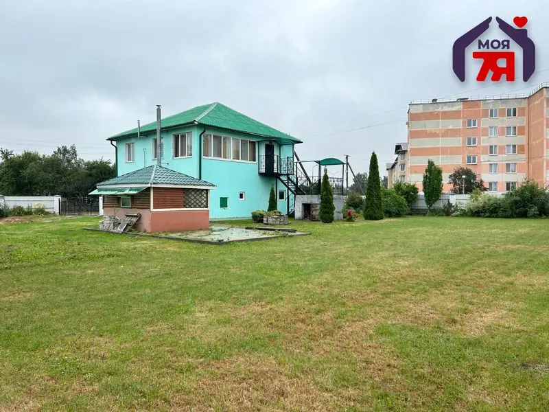  м² и участком соток