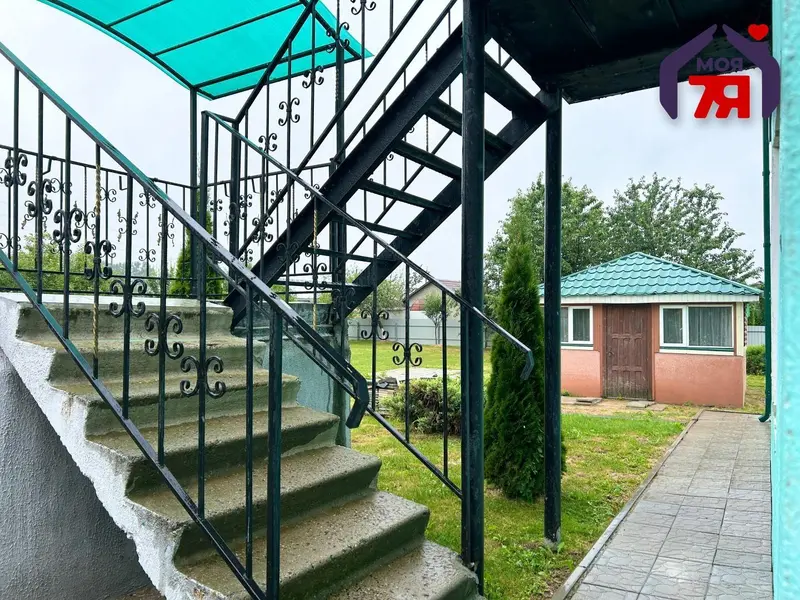  м² и участком соток