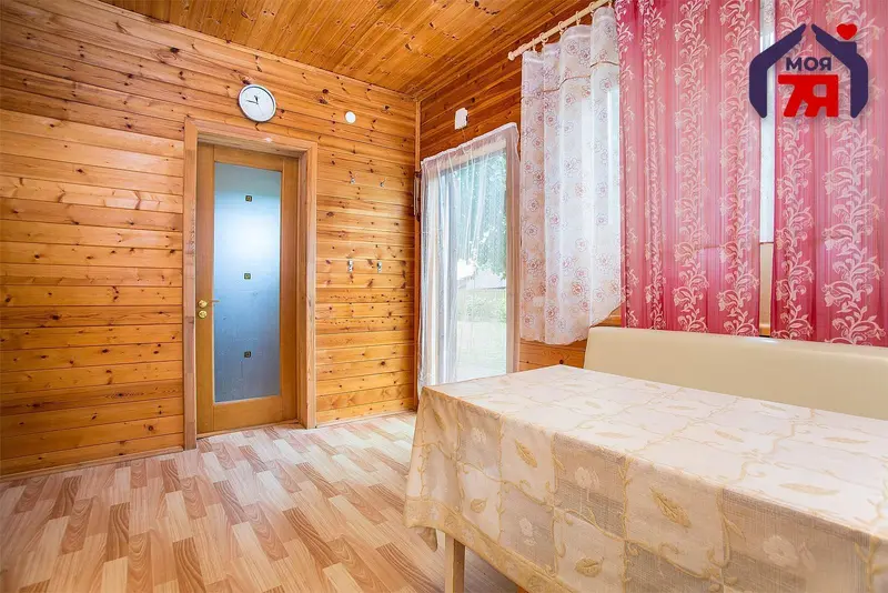  м² и участком соток