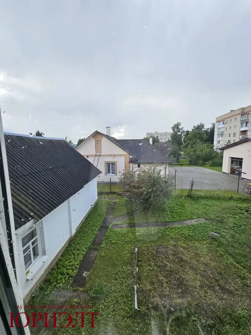  м² и участком соток