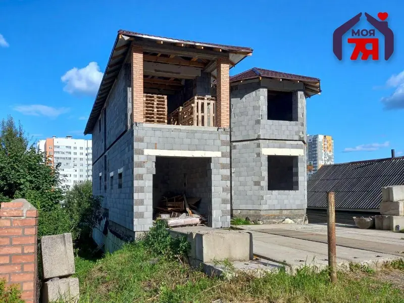  м² и участком соток