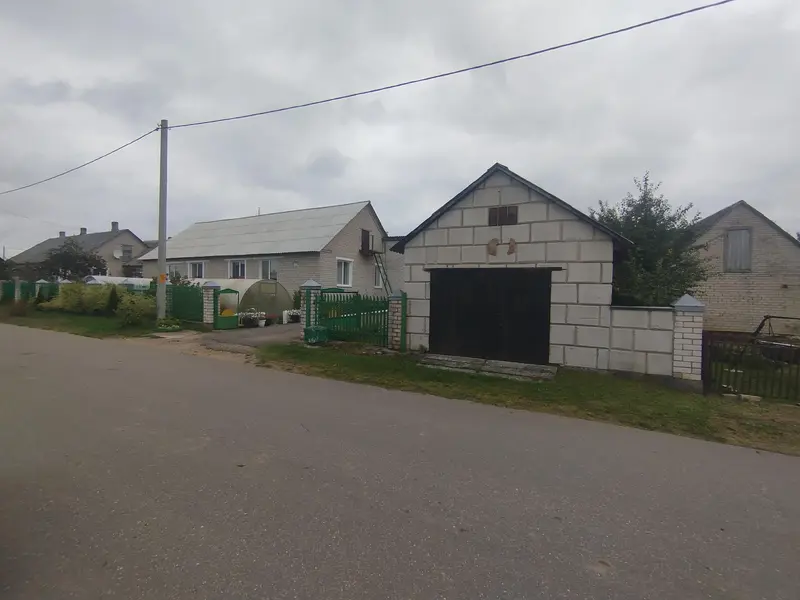Дом, ул. Победы, 11, г.п. Вороново, Вороновский район
