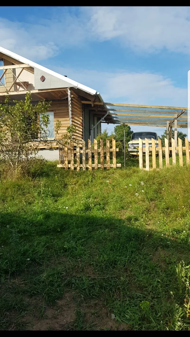 Дом, в. Варанцы, Мядзельскі раён