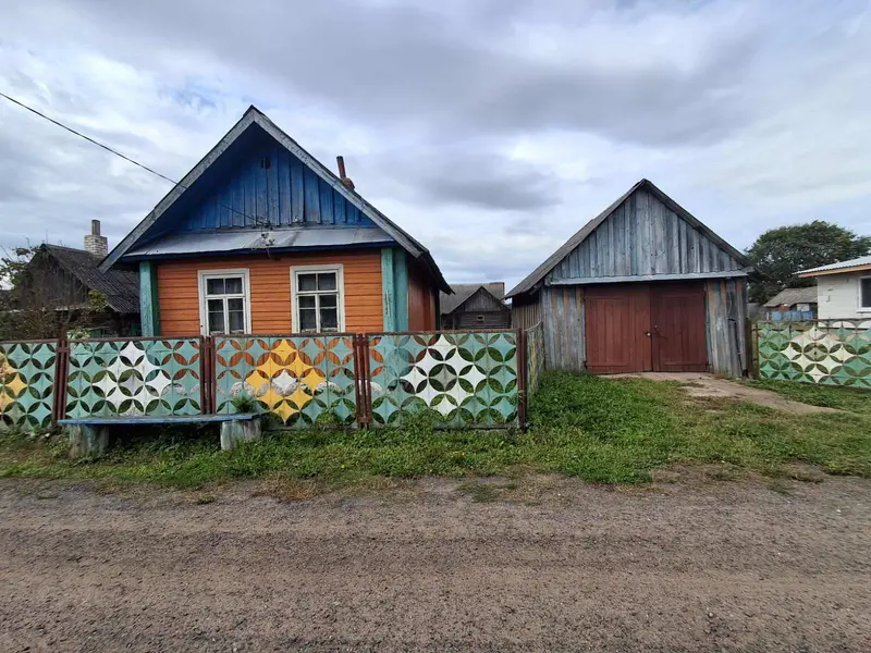 Дом, в. Ніўнае, Стаўбцоўскі раён