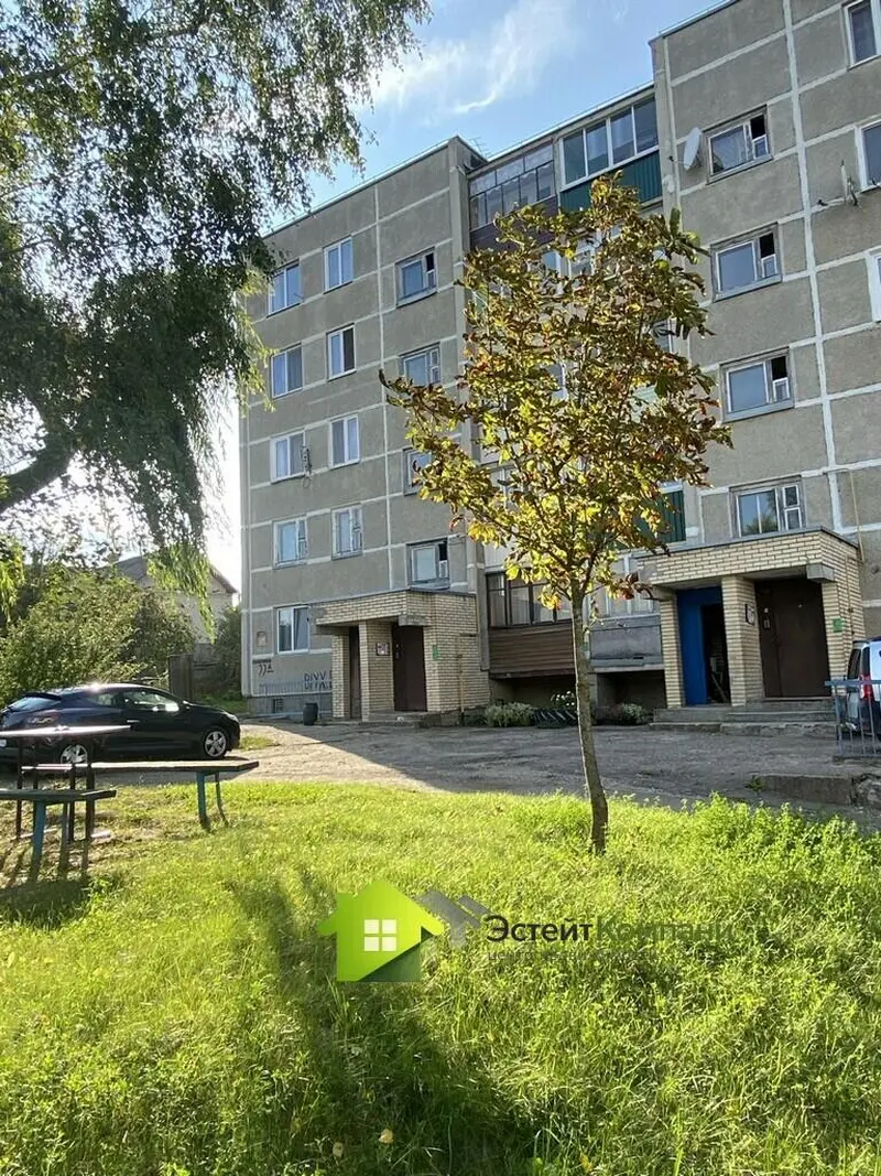 2-пакаёвая кватэра, вул. Пушкіна, 77А, Слонім