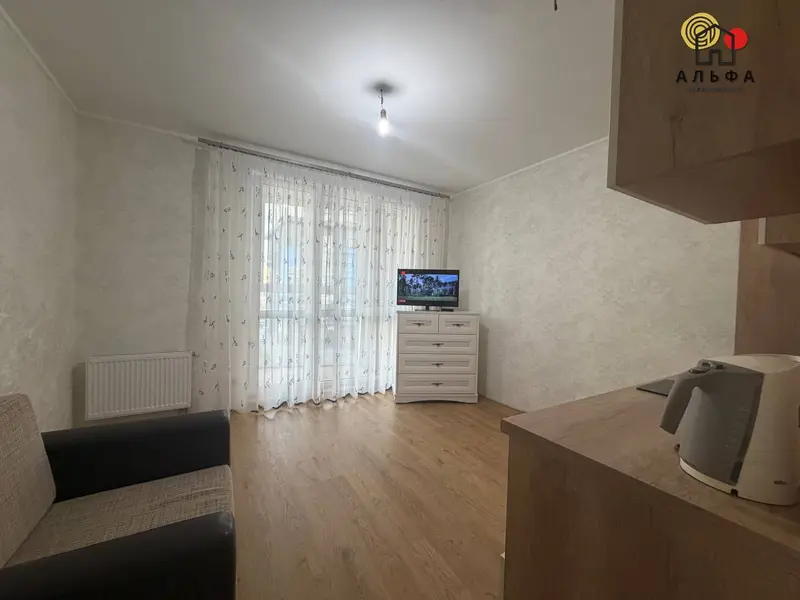 1-пакаёвая кватэра, Мінск-Мір, Мінск
