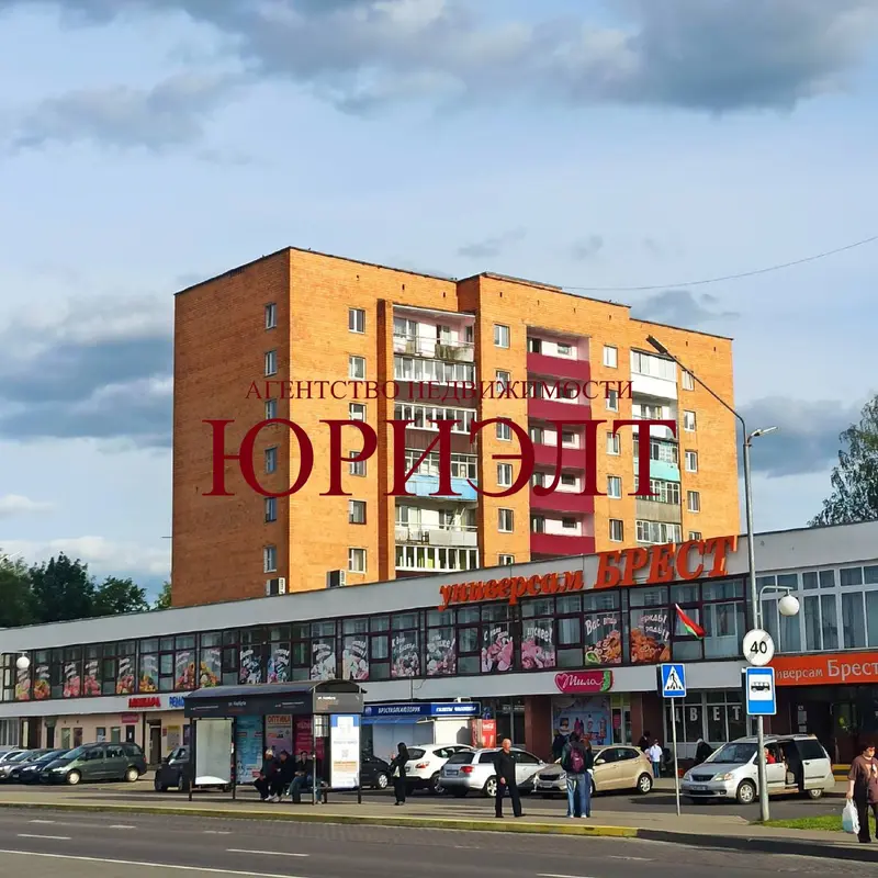 3-пакаёвая кватэра, вул. Брэсцкая, 63, Пінск