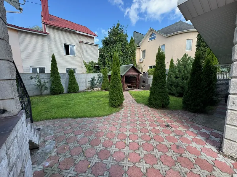Дом, вул. Шчадрына, Цэнтральны раён, Мінск